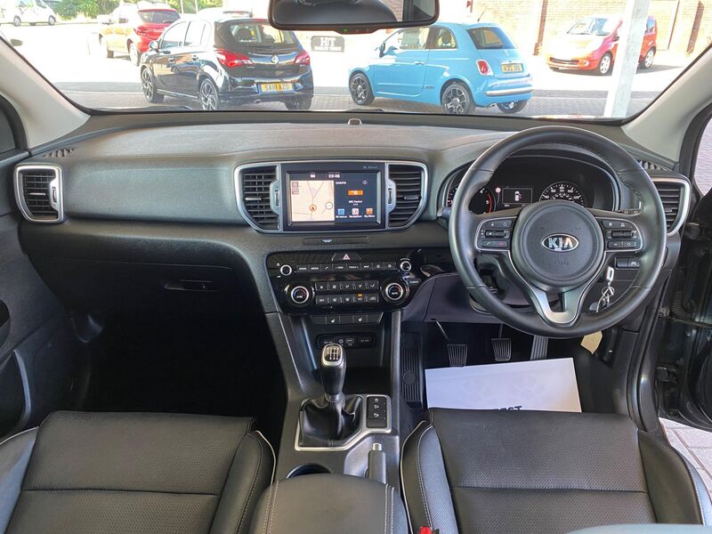 KIA SPORTAGE