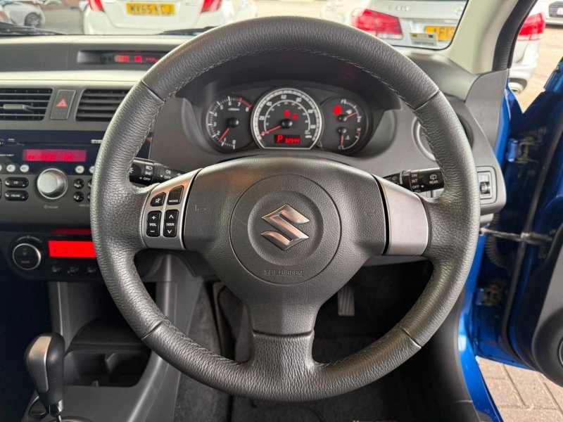 SUZUKI SWIFT