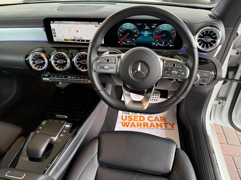 MERCEDES-BENZ CLA