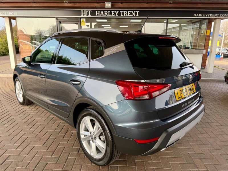 SEAT ARONA