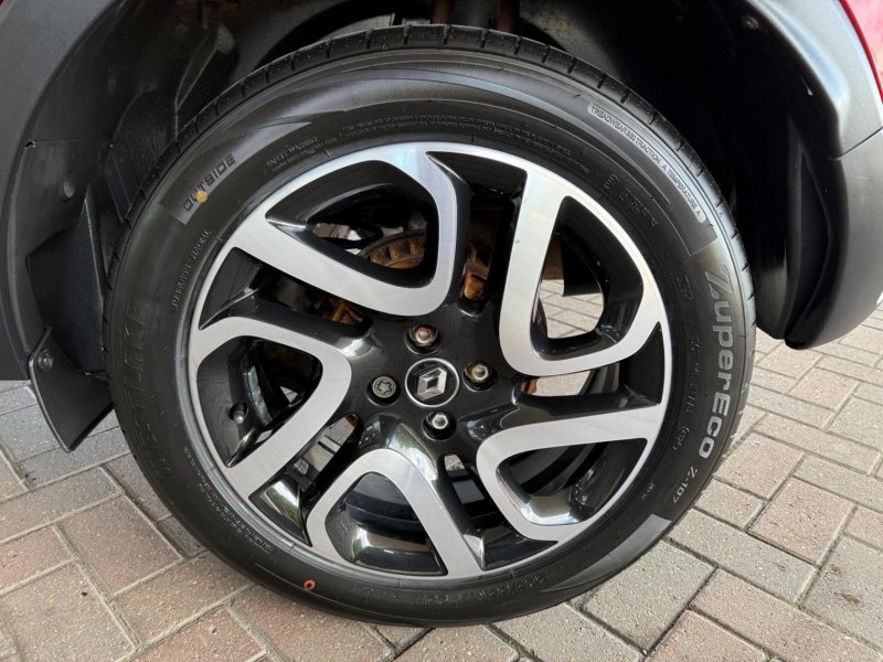 RENAULT CAPTUR